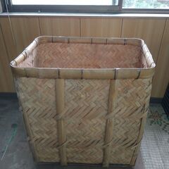 背負いかご　四角　大型　ジャンク　②