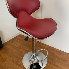 【募集終了】ハイチェア おしゃれ家具 バーチェア 昇降機能あり レッド の画像
