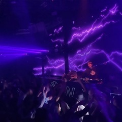 今夜21時から新宿ワープ行きましょう！