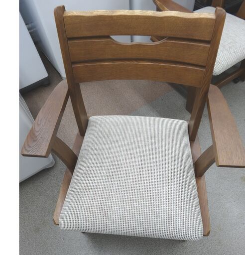 ストア イバタインテリア キャスターアームチェア DCA-60 やすら木