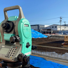 アルバイト【建築測量・墨出し】建設現場で目印を付けるお仕事