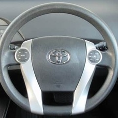 ガソリンが高いこんなご時世だから・・・プリウスPHVの画像