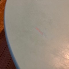 丸テーブルの画像