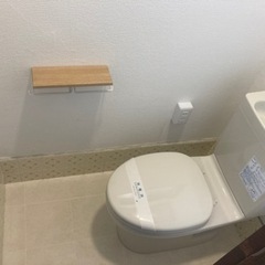 河内長野駅徒歩15分　近隣に無料駐車場あり　全室リフォーム済　ペットOK 庭付き戸建て - 不動産