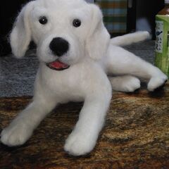 羊毛フェルト”ラブラドール子犬”