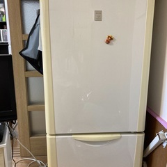 引越しのため冷蔵庫差し上げます　