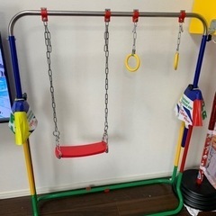 子供室内遊具-ブランコ-鉄棒