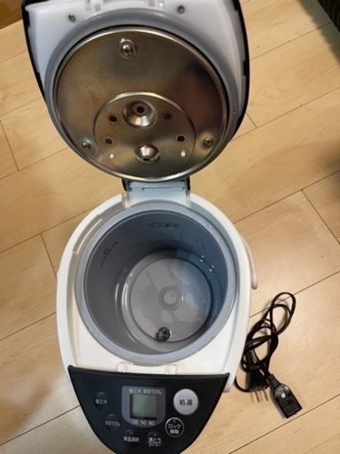タイガー TIGER PIQ-A221W [VE 電気まほうびん とく子さん 2.2L ホワイト]