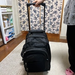 0円早い者勝ち勝ち旅行に便利リュックにもなるバック