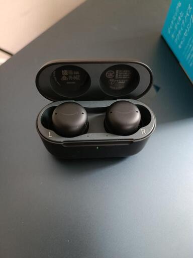 ヘッドフォン Amazon echobuds