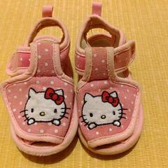 取引場所複数✨13センチ♥【値下げ】ハローキティのサンダル