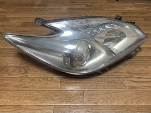 プリウスZVW30 前期　ヘッドライト　左右　ハロゲン