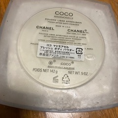 CHANELボディーパウダーの画像