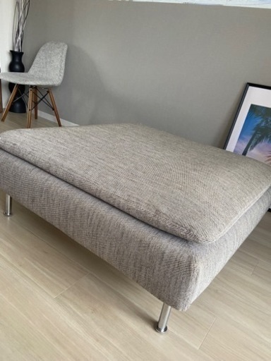 IKEA ソーデルハムン　オットマン