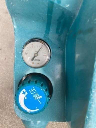 makita エアコンプレッサー AC461XS 動作確認済み