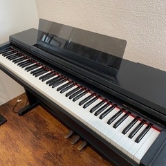 ヤマハ　クラビノーバ　電子ピアノ　引取り限定　CLP-560