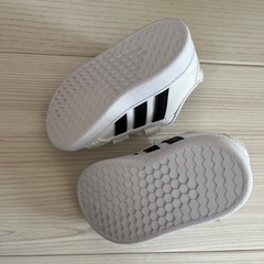 アディダス　ベビー靴　ほぼ未使用の画像