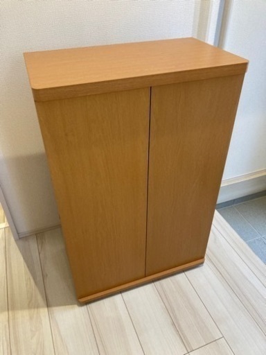 シューズボックス　靴箱　収納棚