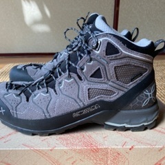 ハイキングブーツ 25cm