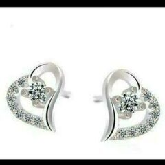  j←←←m18-17刻印/ブリリアントダイヤモンドＣＺハートパヴェピアス     202209061234の画像