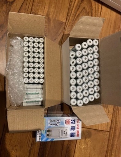 充電池 単3電池44本 単4電池47本 合計91本 新品 Energylock 充電器付
