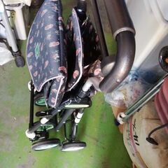 象印ベビー　シルバーカー　椅子　座れる　ベビーカーの画像