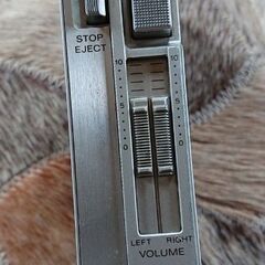 【SONY】コレクターズアイテム  初代ウォークマン TPS-L2 旧セット カバー付き【WALKMAN】の画像