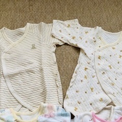 ベビー服　長袖ロンパース　50〜60 新生児の画像