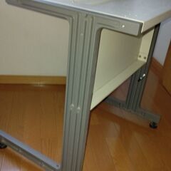 プリンターデスク（パソコンなど多目的に使えます）の画像