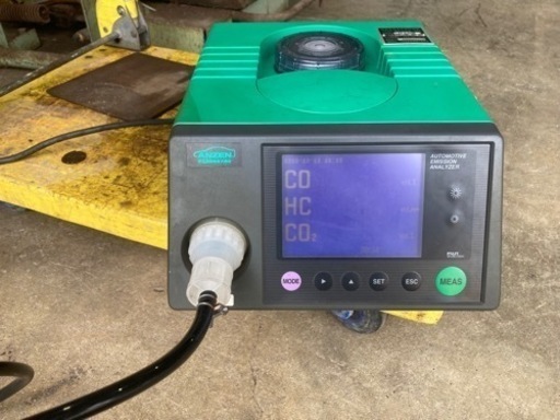 自動車排気ガス測定器