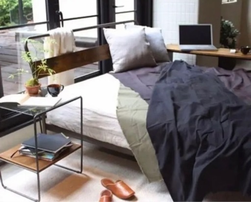 ヴィンテージ ベッドフレーム/無垢ベットフレーム/スチール/ビカーサ