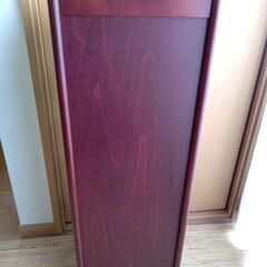 スリッパラック〈カリモク製）の画像