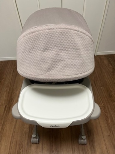 aprica電動バウンサー　　ベビーチェア
