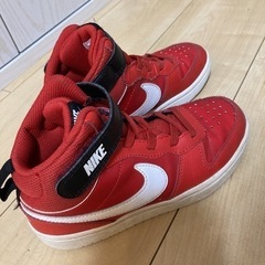 ■お取り引き者様決定■ NIKE ナイキ　ハイカット　キッズスニ...