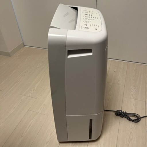 プラズマクラスター　衣類乾燥除湿機