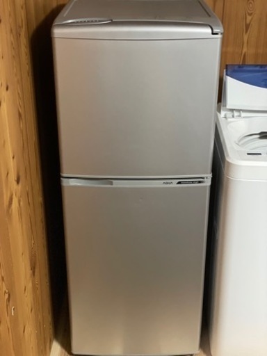 送料・設置込み　冷蔵庫 140L AQUA 2016年