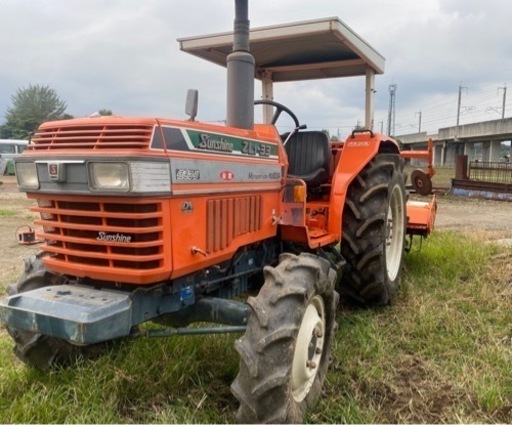 クボタL1-33D四輪駆動33馬力ディーゼル水冷4サイクル中古トラクター1499cc