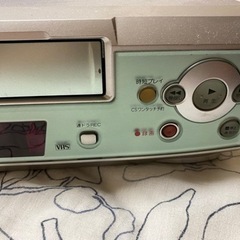 SANYO VHSビデオデッキの画像
