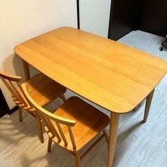 さらに値下げ❗️ニトリ・ダイニングテーブル4点セット(DT ATLS 120