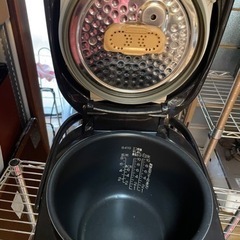 最終値下げ⭐︎ZOJIRUSHI  NP-NI18型　炊飯器　1升炊きの画像
