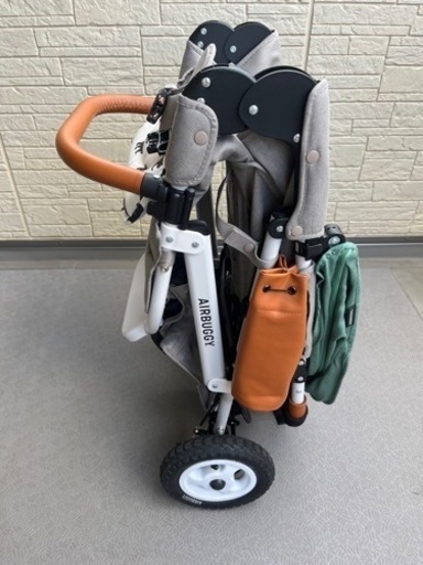 エアバギー ココ プレミアAirBuggy COCO PREMIER （専用アクセサリーあり）