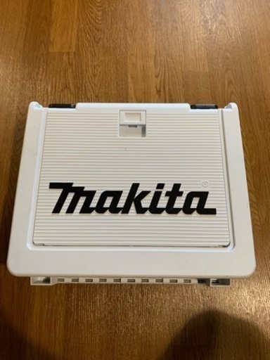 マキタ　インパクトTD171D 