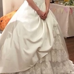 ウェディングドレス(クリーニング済)