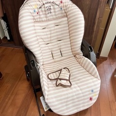 ベビーチェア　ハイローチェア