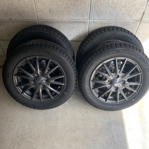 スタッドレスタイヤ、155/65R14