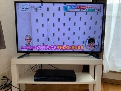 TEES  デジタルフルハイビジョンLED液晶テレビ40V型　テレビ台付(テレビ台別売り可能)