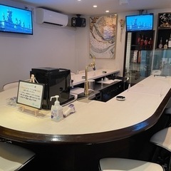 コーヒーおかわり自由　喫煙可　昼