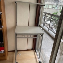 パソコンデスク　の画像