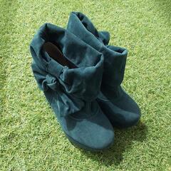 リボンが可愛いショートブーツ　Ｌサイズ