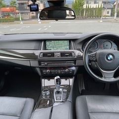 BMW 523i 5シリーズの画像